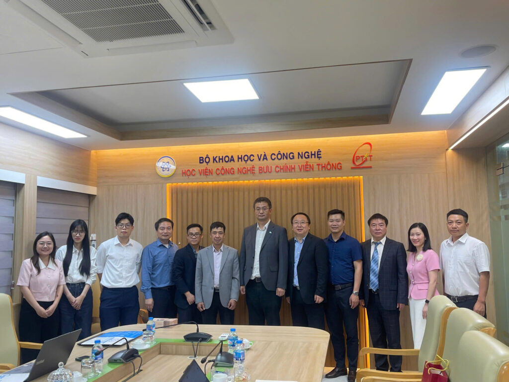 PTIT Works with World WLAN Application Alliance (WAA), Expanding Cooperation in Wireless Network Technology